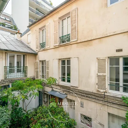 Luxury Eiffel Serenity 2br By Airsuite Parigi